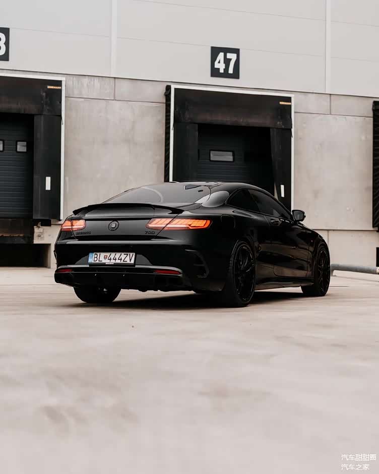 黑武士 巴博斯s700 coupé 气场不弱于超跑 网友:太帅了