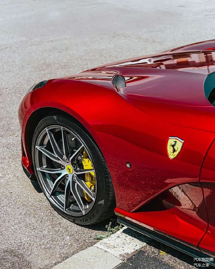 赛道利器 魅力超跑 法拉利812 gts 红色涂装回头率高