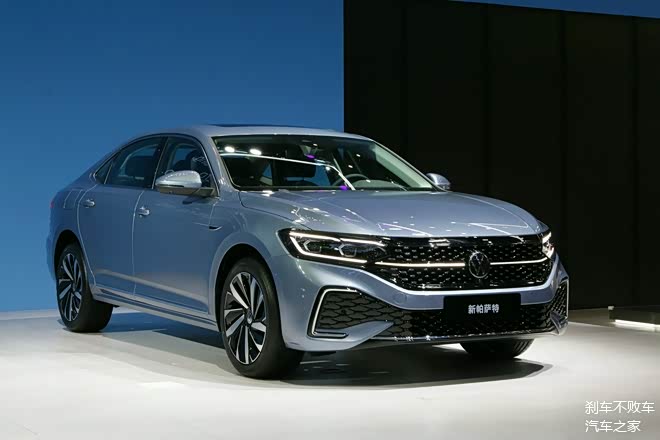 将时尚进行到底,全新帕萨特亮相2021粤港澳车展