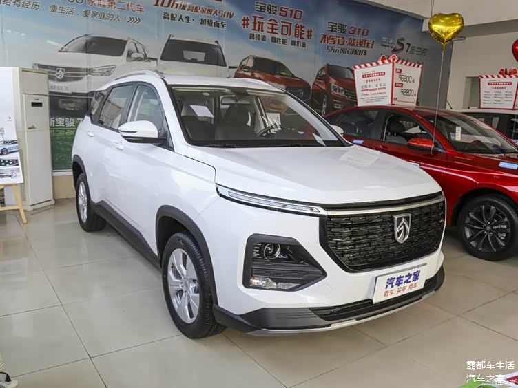 定位高性价比7座suv宝骏530最高优惠025万元