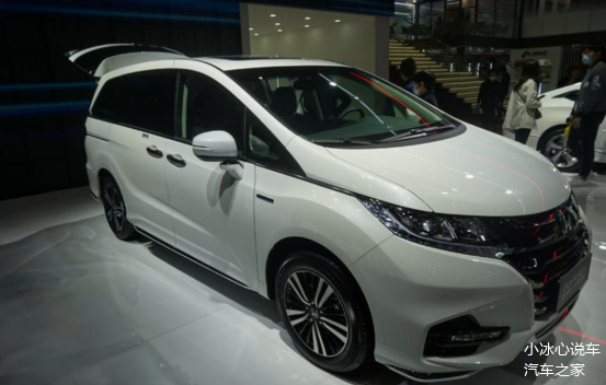 2021款本田奥德赛正式亮相于天津车展时尚白色涂装搭载混动系统