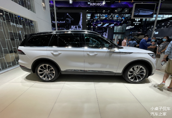 2021粤港澳大湾区车展:新款林肯飞行家现身,售价50.98起