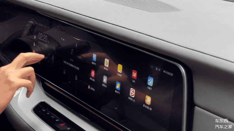体验华为鸿蒙座舱真能扔掉手机了