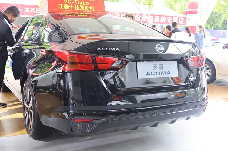 探店2021款日产天籁乘坐舒适度极佳动力输出稳定价格降了