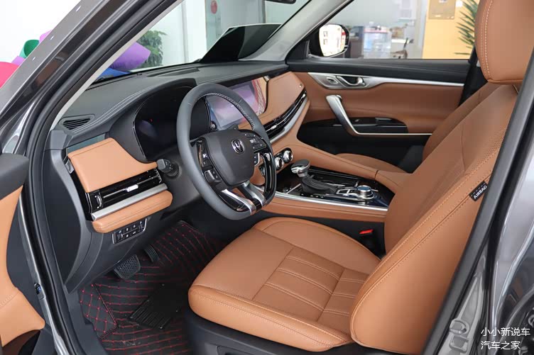 2021款长安cs95到店外观高级得体内饰上档次20t动力强