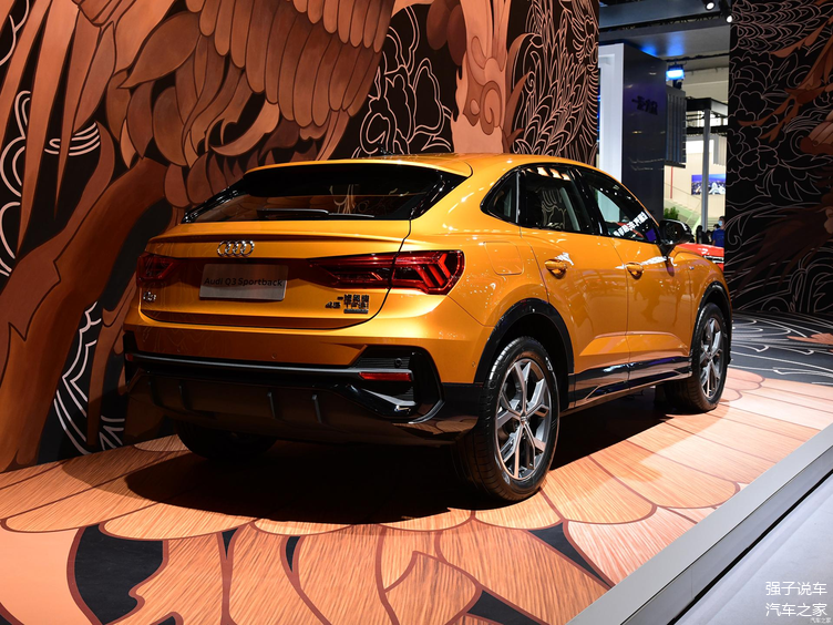 2022新款一汽奥迪q3轿跑版新时代德系全能紧凑型suv