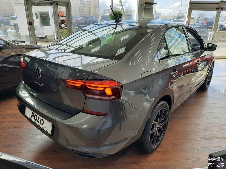 焕发着精致感2021款大众polo三厢版实车这造型设计更具竞争力