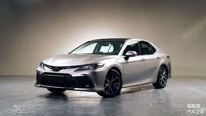 雅阁入门价降1万元再次施压凯美瑞天籁这三款中型轿车你选谁