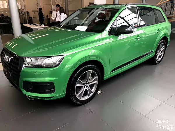奥迪q7,这一身绿色,跑大街上保证独_车家号_发现车生活_汽车之家