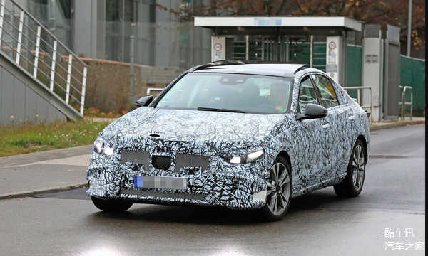 外媒曝光了一组全新一代奔驰c级(代号w2_车家号_发现车生活_汽车之家