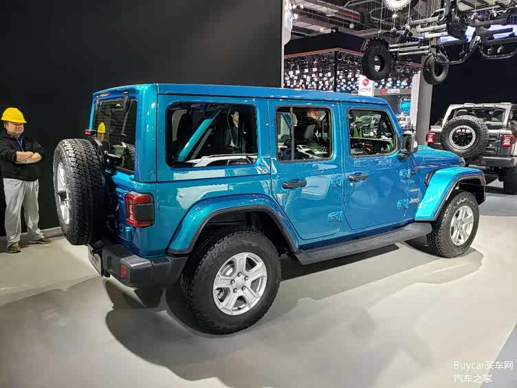 2019上海车展探馆国内限量发售jeep牧马人电动敞篷版曝光