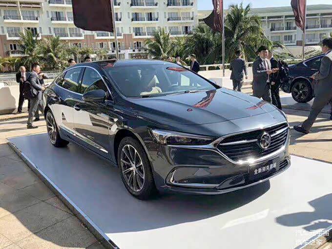 别克全新君越车长超5米用13t发动机网友这能拉得动吗