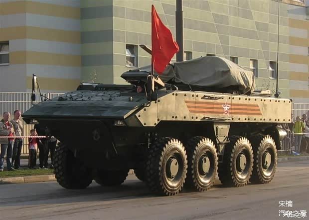 "回旋镖"轮式装甲车是俄军替代btr-80系列的全新装备.
