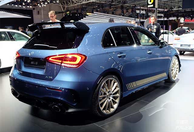 奔驰又一小钢炮20t引擎305马力配四驱破百仅需47秒