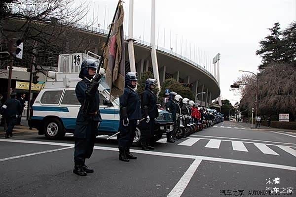 冷眼旁观日本东京警视厅年度机动训练