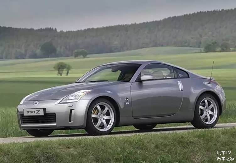 饮恨归来,得名不得利赌上日产z系列的尊严到了如今的第六代z34,我想她