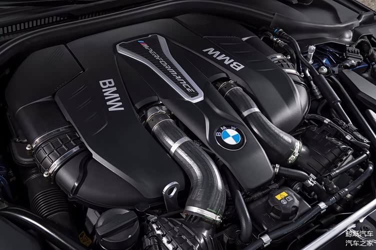 m550i 使用的 n63b44 发动机