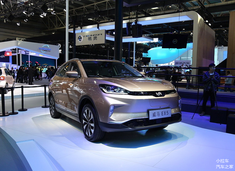 华为首款电动suv来袭!颜值媲美卡宴,10万起售,还买啥特斯拉?