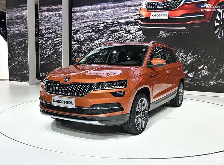 柯珞克将采用斯柯达家族式设计风格,直瀑式中网托起品牌飞箭车标,造型