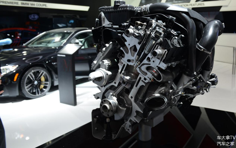 bmw s55b30发动机几乎就是个倒三角