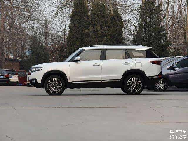 长安,奇瑞,吉利甚至众泰都有这个价位的紧凑型suv,而且昌河q7还有7座