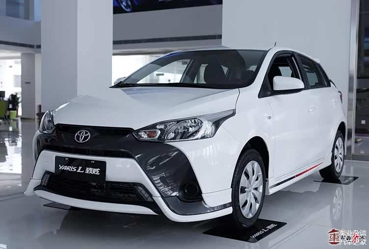 省心省油好停车,为母亲节你或许需要准备这样一辆小车