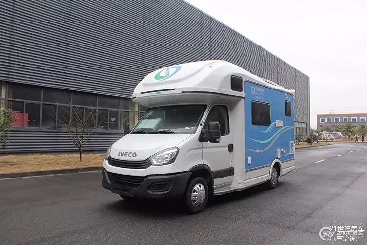 欧洲中世纪的使者戴德隆翠全新哆啡c8房车亮相北京房车展