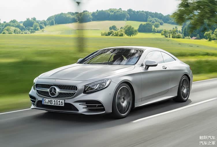 奔驰新款 s 级轿跑车正式上市,本次推出的新车型 s 450 4matic,售价