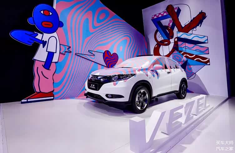 这个作品来自韩国潮流指标品牌amoeba culture/coolrain studio艺术