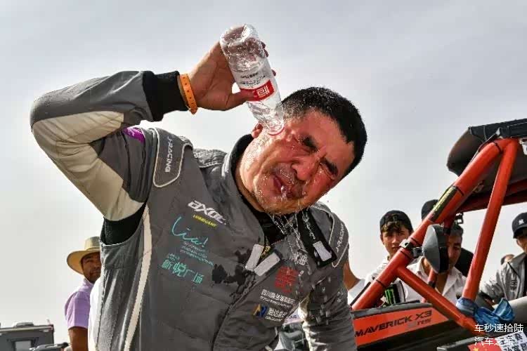 环塔524有人脱水有人虚脱有人跪拜赛车