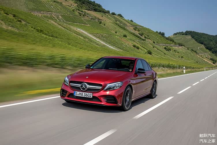 结合已有 53 车型的 amg cls 53 和 amg e 53 的动力总成配备情况