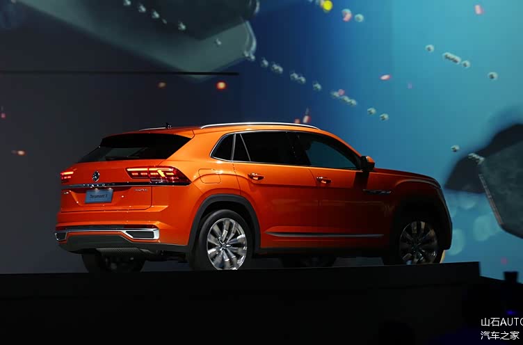 大众第一款掀背suv亮相!全系配三种动力 四驱系统!