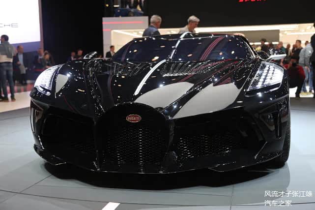 足球巨星c罗买走史上最昂贵汽车布加迪lavoiturenoire超跑