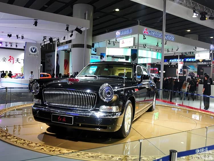 红旗l90已发布预告,定价千万对标劳斯莱斯,你会选哪个?