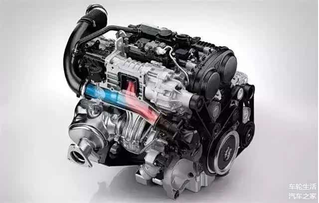 匹配的是8速自动变速箱,全系标配四驱系统,全新沃尔沃xc40的动力系统