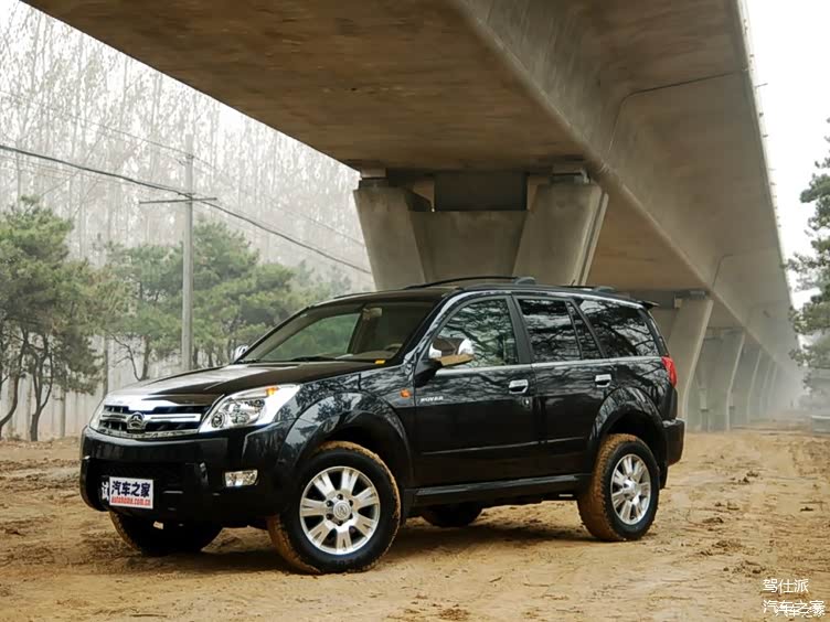 长城汽车主要是在用皮卡做底子,敲敲打打出赛骏,赛弗,赛影这些外观上