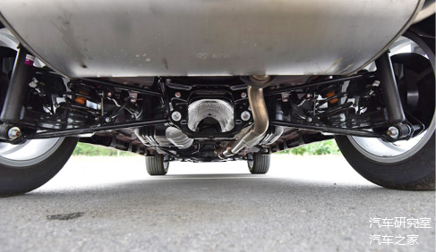 哈弗h2创享版采用了同级鲜有的四轮独立suv底盘悬架,其中前悬架为